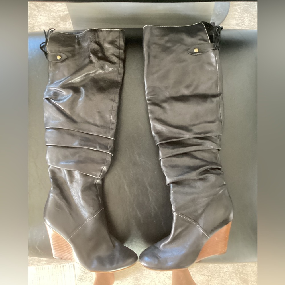 Boutique 9 Knee high boot